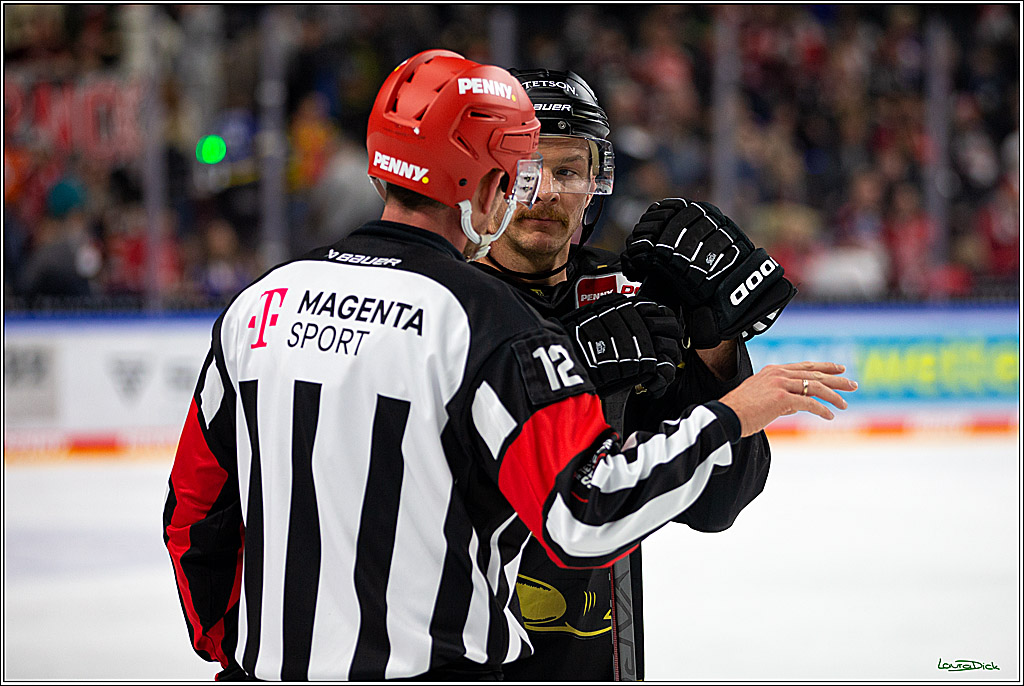 PENNY DEL;  Kölner Haie - ERC Ingolstadt; Köln, 25.11.2022